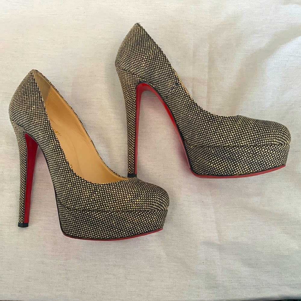 Christian Louboutin Limited Edition Bianca Black and White (cream) jute pumps